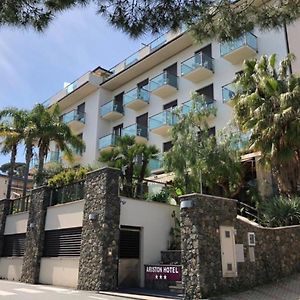 Hotel Ariston & Apartments